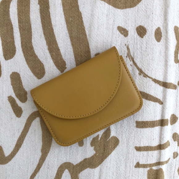 LOQ Anda Wallet in Curry Double New - Picture 2 of 6